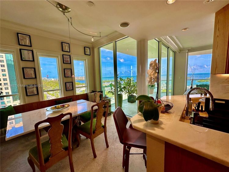 Grove Hill Tower #1403 image #12