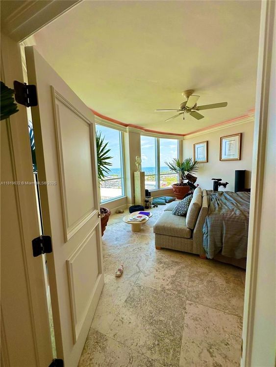 Grove Hill Tower #1403 image #17