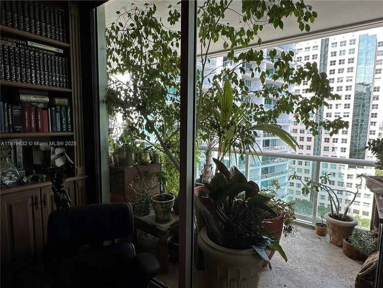 Grove Hill Tower #1403 image #29