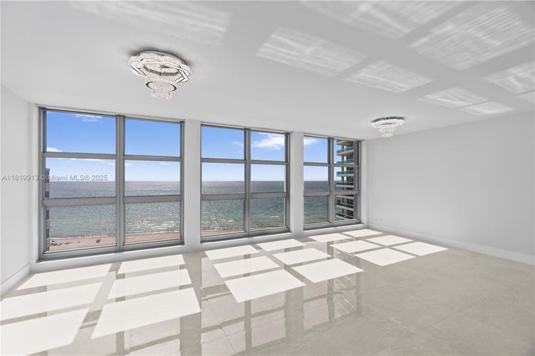 Crystal House #14H image #13