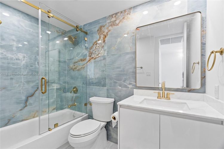 Crystal House #14H image #28