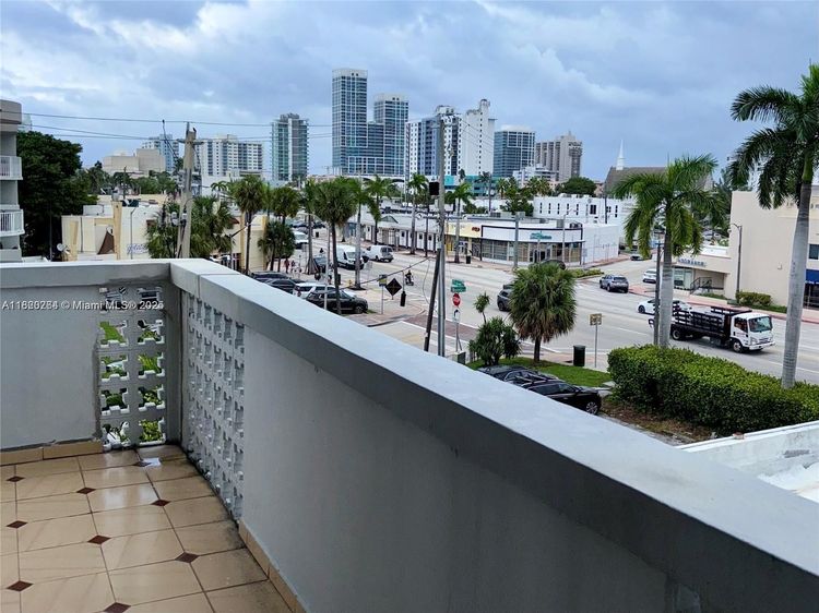 Fountain Towers #405 image #23