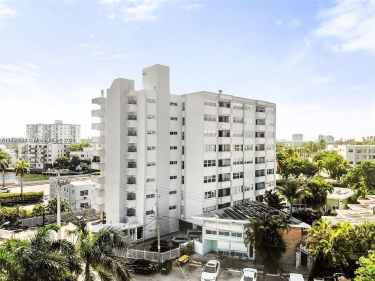 Fountain Towers #405 image #29