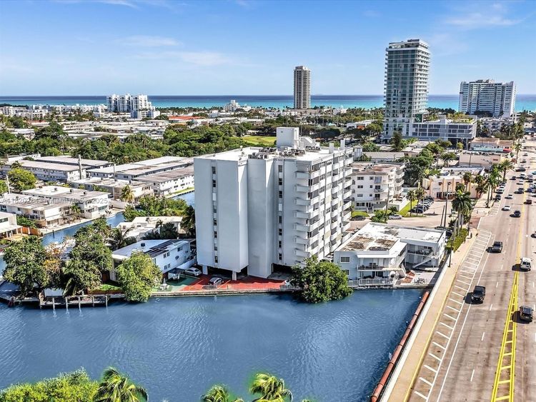 Fountain Towers #405 image #32