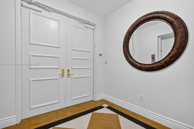 Porto Vita North Tower #2201 image #26