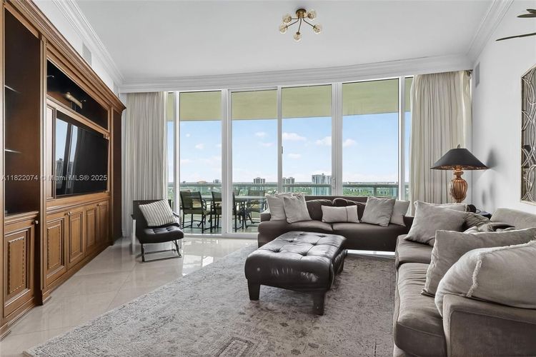 Porto Vita North Tower #2201 image #31