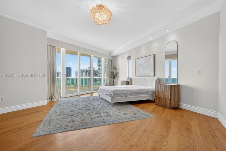 Porto Vita North Tower #2201 image #36