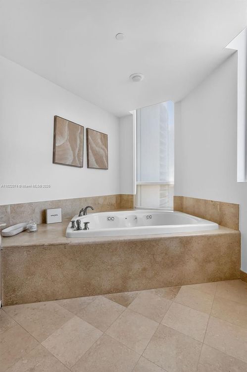 Porto Vita North Tower #2201 image #47