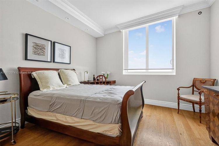 Porto Vita North Tower #2201 image #53