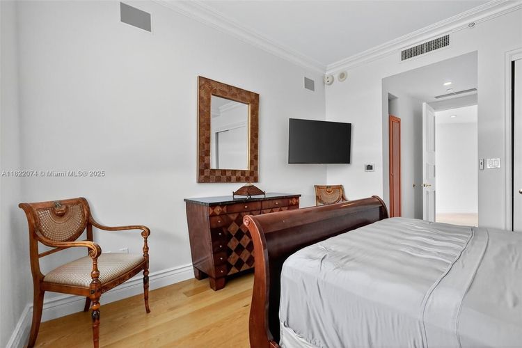 Porto Vita North Tower #2201 image #54