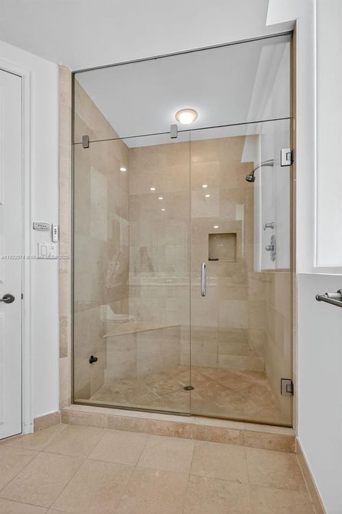 Porto Vita North Tower #2201 image #55