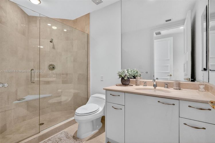 Porto Vita North Tower #2201 image #56