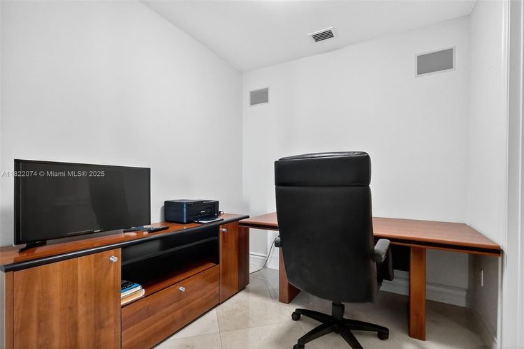 Porto Vita North Tower #2201 image #61