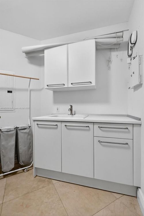 Porto Vita North Tower #2201 image #71