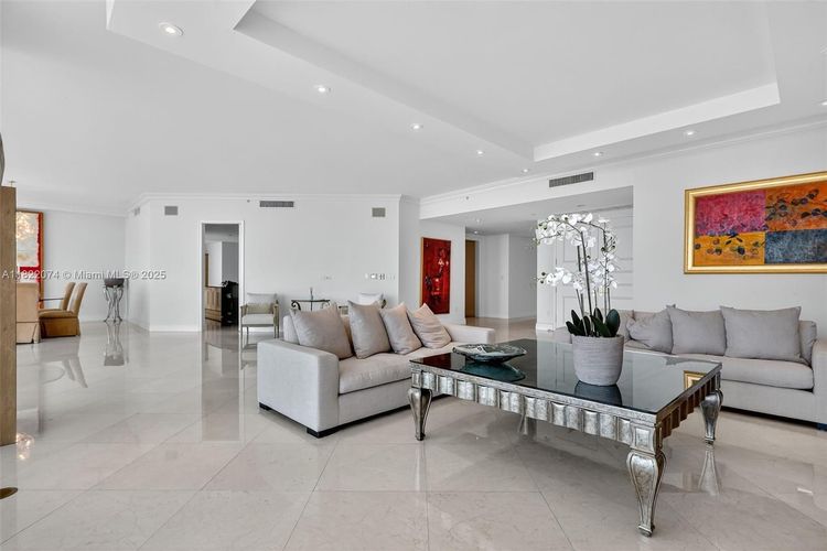 Porto Vita North Tower #2201 image #8