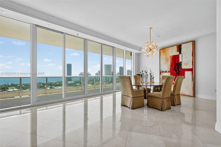 Porto Vita North Tower #2201 image #9