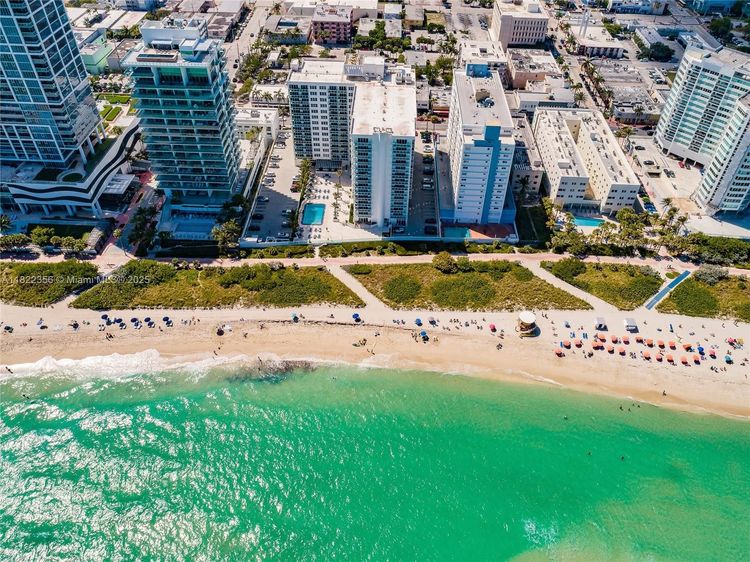 The Collins #408 image #25