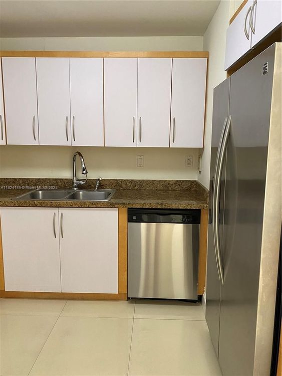 Costa Bella #311 image #14