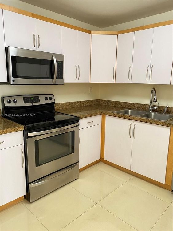 Costa Bella #311 image #15