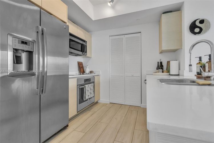 Baltus House #1217 image #22