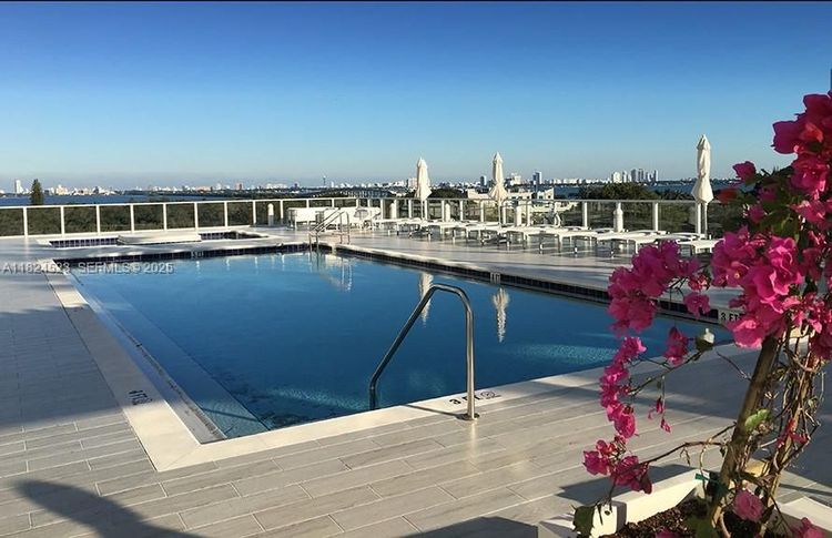 Baltus House #1217 image #25