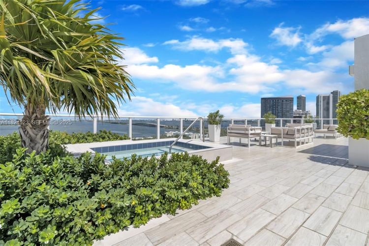 Baltus House #1217 image #41