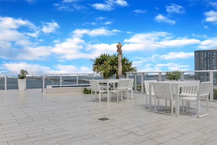 Baltus House #1217 image #47