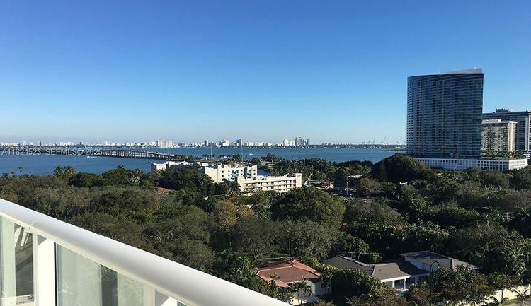 Baltus House #1217 image #9