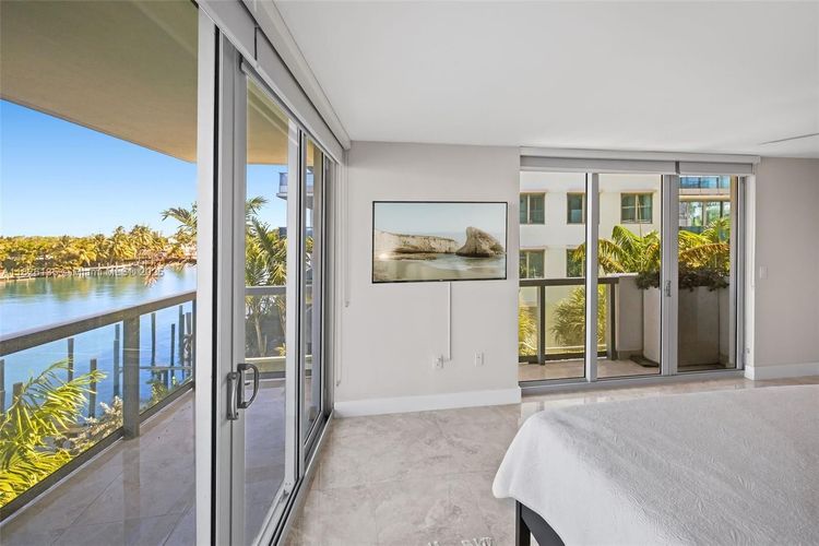 The Ivory #404 image #27