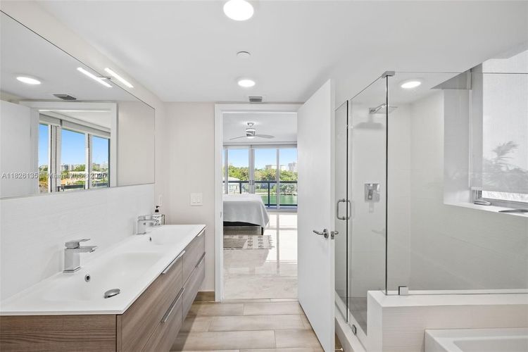 The Ivory #404 image #30