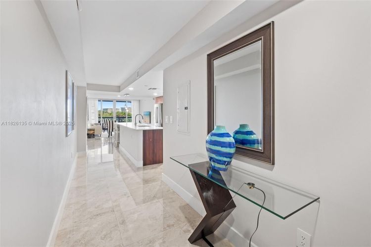 The Ivory #404 image #8