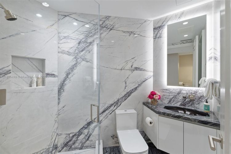 The Estates at Acqualina #3003 image #34