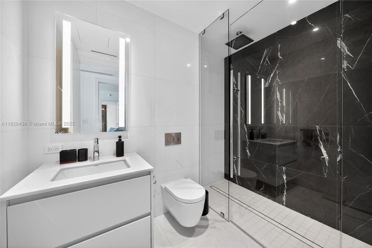 Aston Martin Residences #5009W image #17