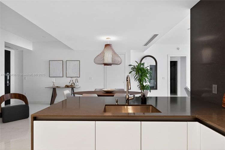 Aston Martin Residences #5009W image #6