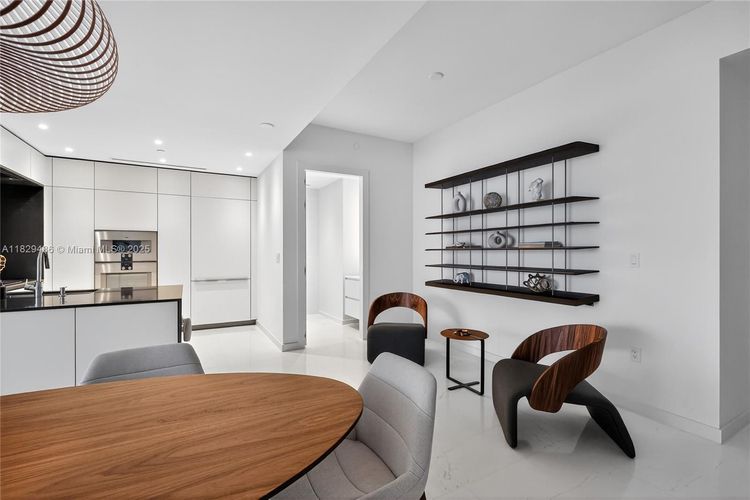Aston Martin Residences #5009W image #8