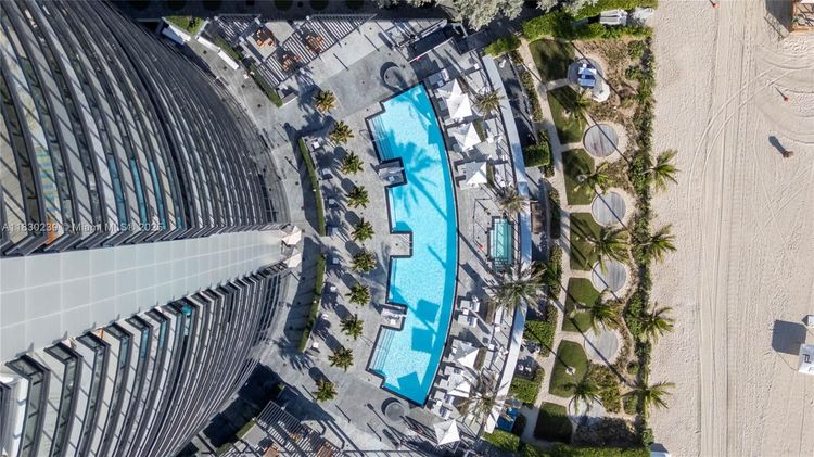 Porsche Design Tower #2303 image #23