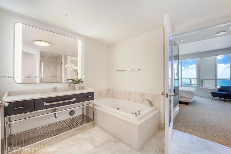 Fontainebleau II Tresor #3603 image #13