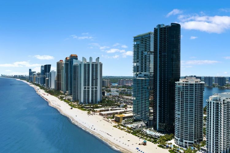 Porsche Design Tower #2003 image #37