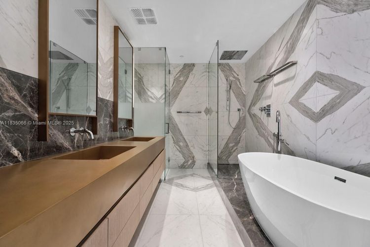 Porsche Design Tower #2701 image #16