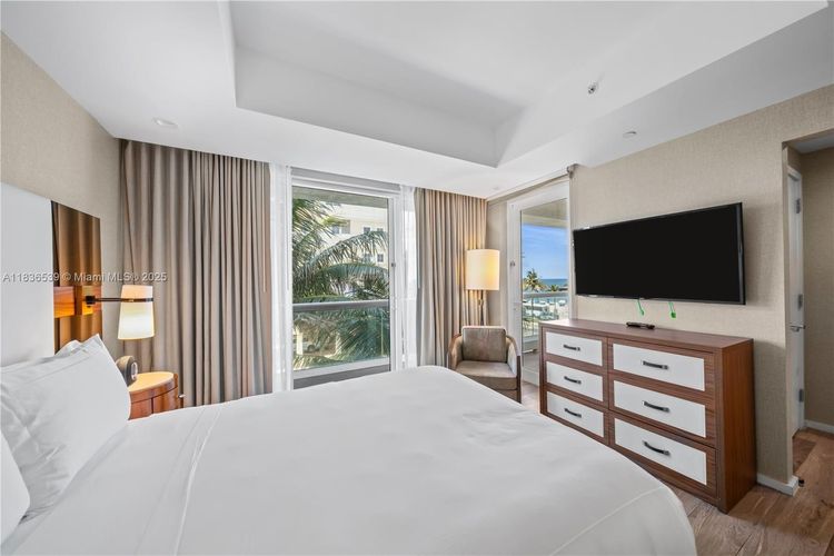 The Ocean Resort Residences (Conrad) #R201 image #23