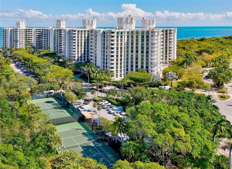 Towers of Key Biscayne #E708 image #20