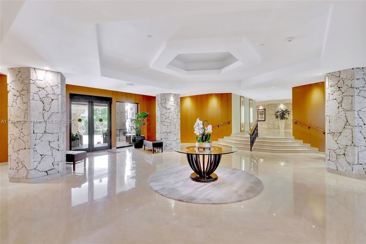 Towers of Key Biscayne #E708 image #22