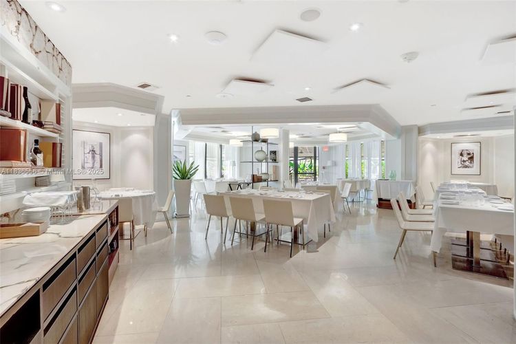 Towers of Key Biscayne #E708 image #24