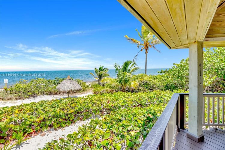 Towers of Key Biscayne #E708 image #32