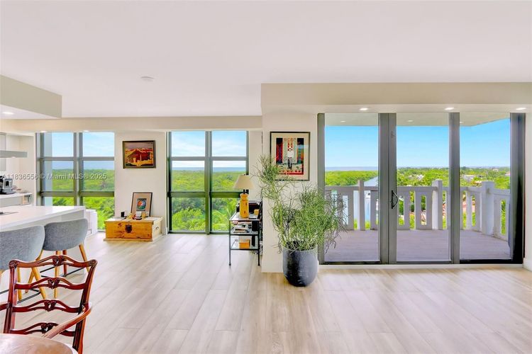 Towers of Key Biscayne #E708 image #6