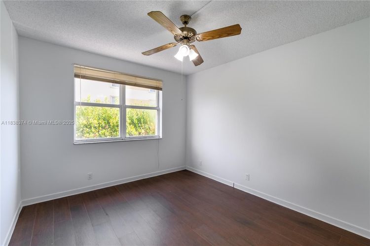 Bay Harborview #201A image #10