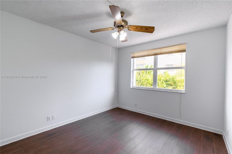 Bay Harborview #201A image #13