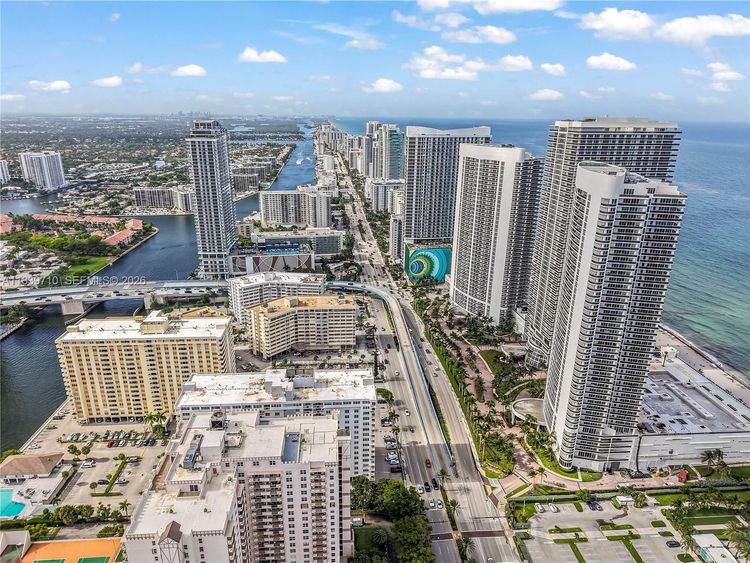 Plaza Towers South #507 image #15
