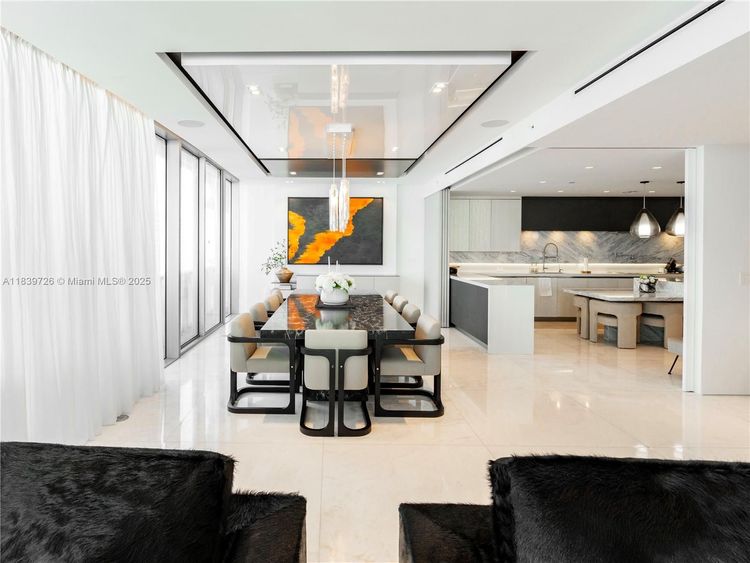 Chateau Beach Residences #1001 image #28