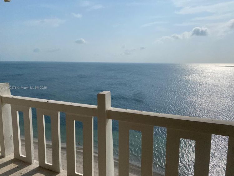 Towers of Key Biscayne #B1107 image #9